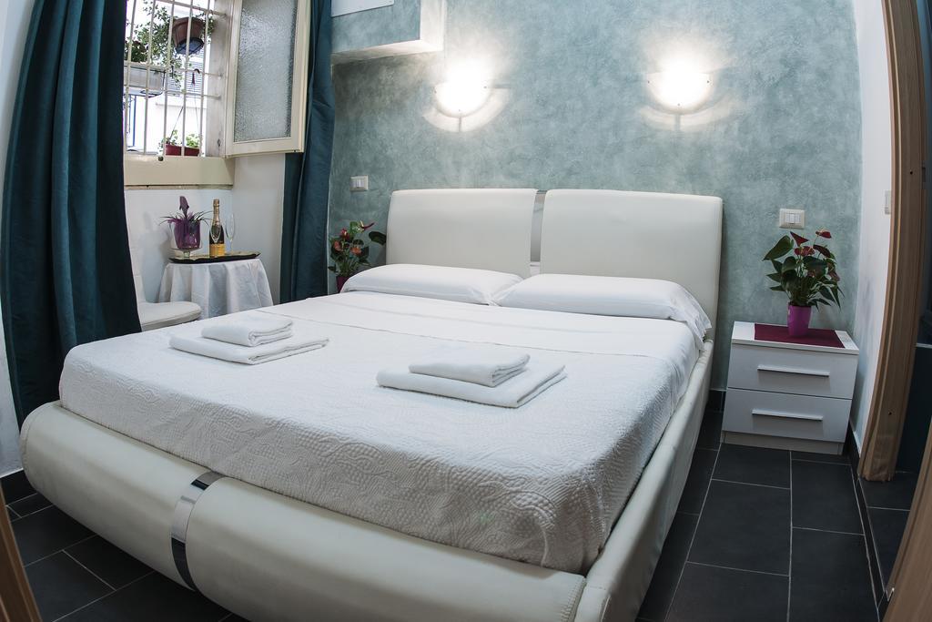 רומא Gio' Suites חדר תמונה